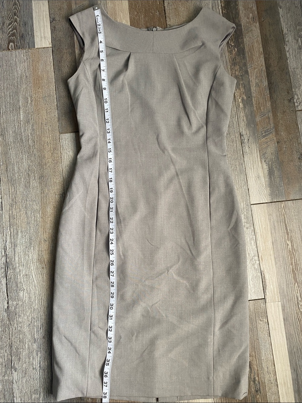 Calvin Klein Light Gray Cap-Sleeve Midi Sheath Dress with pockets - Picture 9 of 13